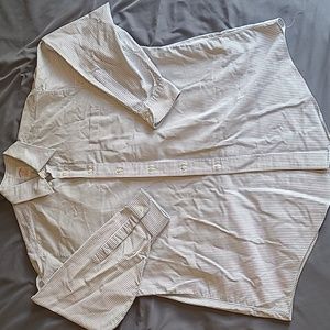 Brooks Brothers Supima Cotton Long sleeve button-up dress shirt.